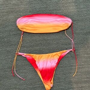 Tie dye strapless bikini in size Small